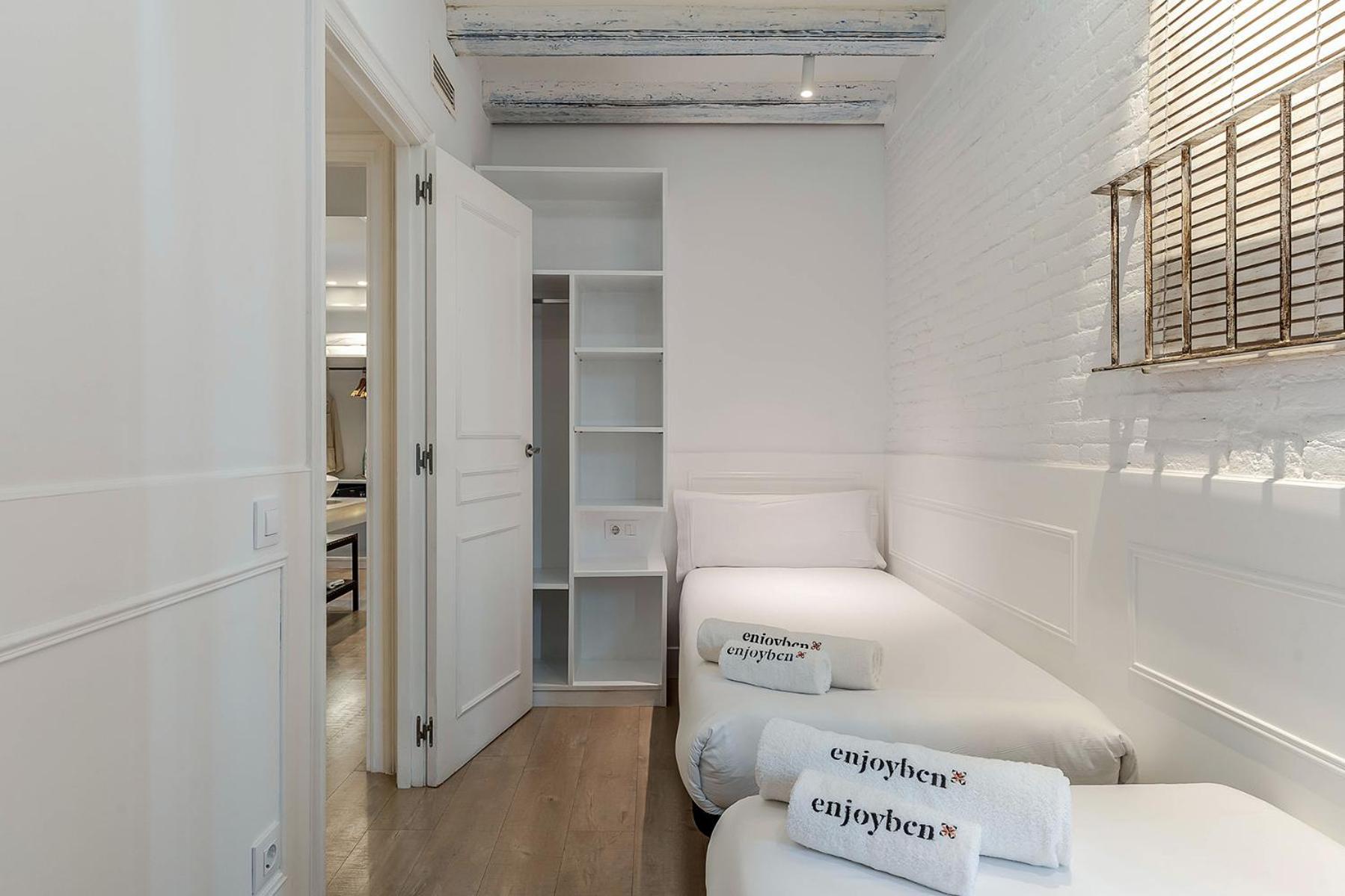 Enjoybcn Colon Apartments Barcelona Exteriör bild